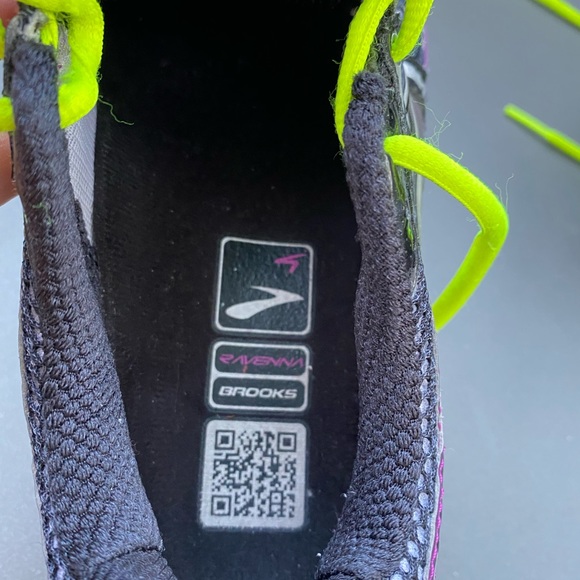 Brooks Ravenna 5 Running Shoes - Picture 7 of 10